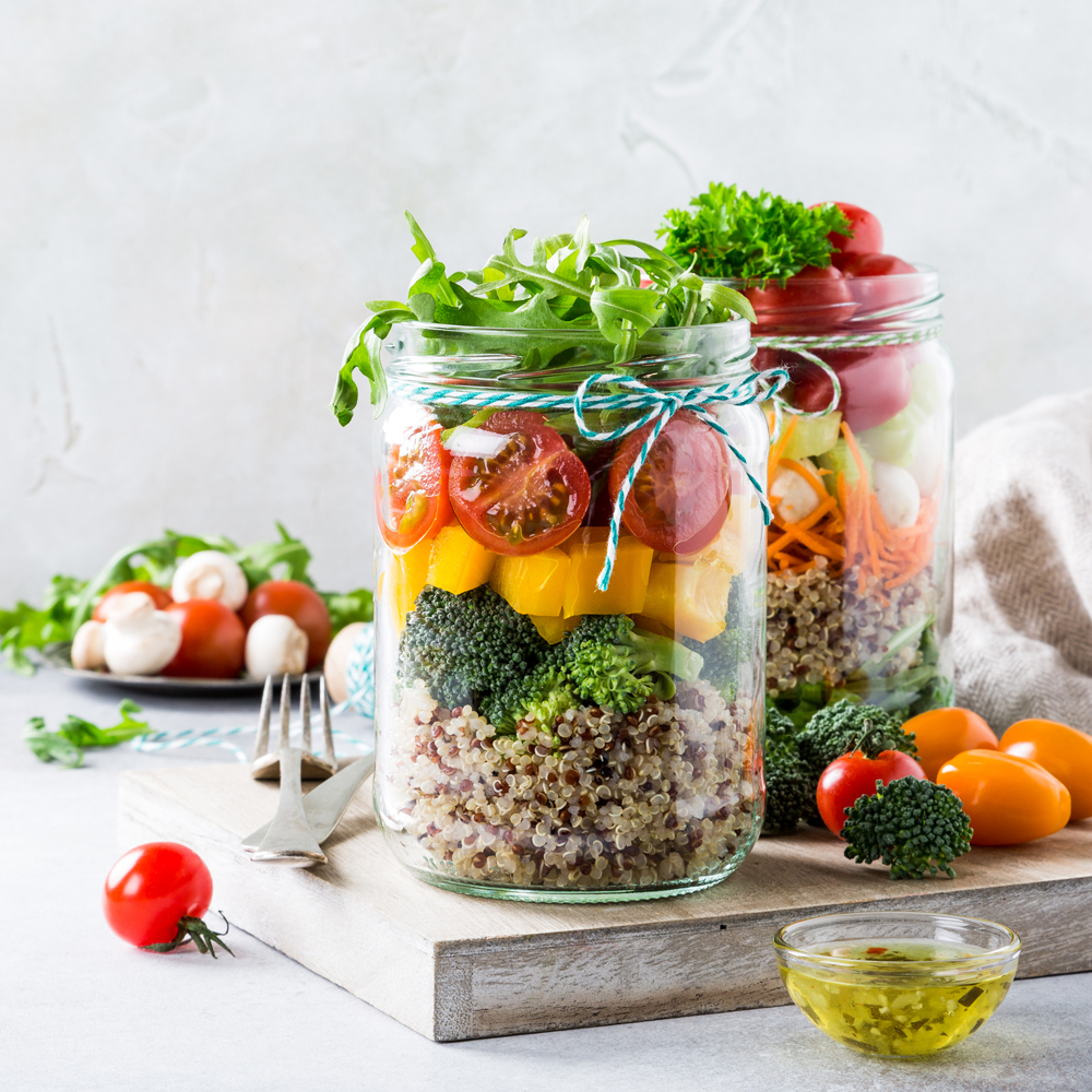 Büro-Salat im Glas