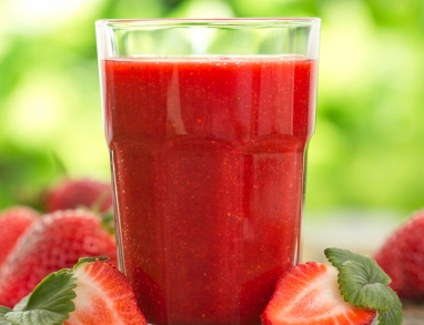 Erdbeer Smoothie mit Mohnöl