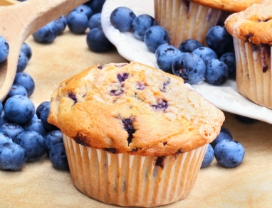 Leckere Blaubeer-Muffins mit Buttermilch Leckere Blaubeer-Muffins mit Buttermilch