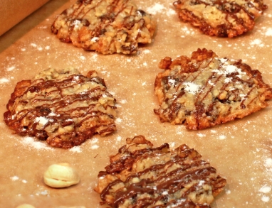 Haferflocken Florentiner sind super leckere Weihnachtsplätzchen mit Nüssen