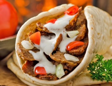 Pitabrot gefüllt mit Fleisch Pitabrot gefüllt mit Fleisch