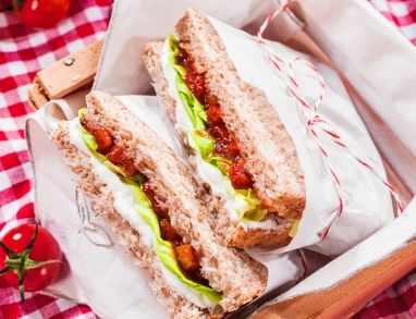 Ein vegetarisches Sandwich Ein vegetarisches Sandwich