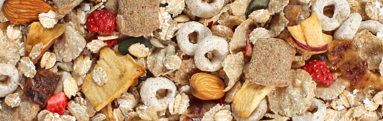 Dinkel Muesli ist die Ballaststoffquelle, der gesunde Dinkel und lecker Früchte und Nüsse sorgen für einen leckeren Geschmack.
